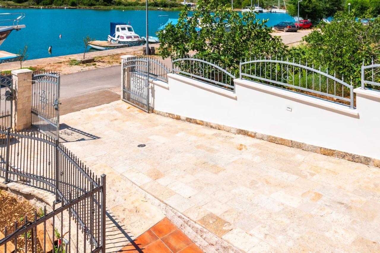 Apartment Bilice Beach מראה חיצוני תמונה