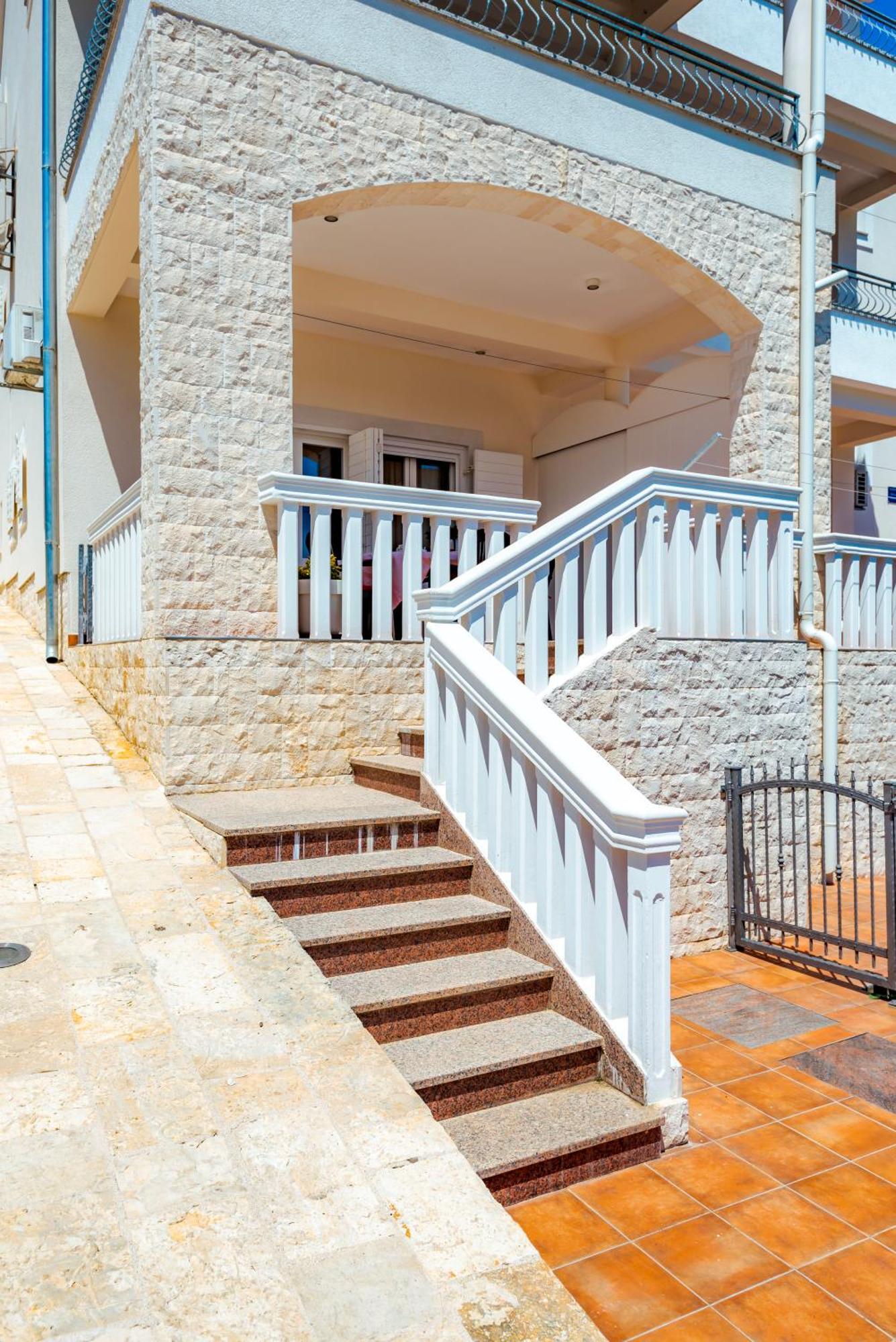 Apartment Bilice Beach מראה חיצוני תמונה